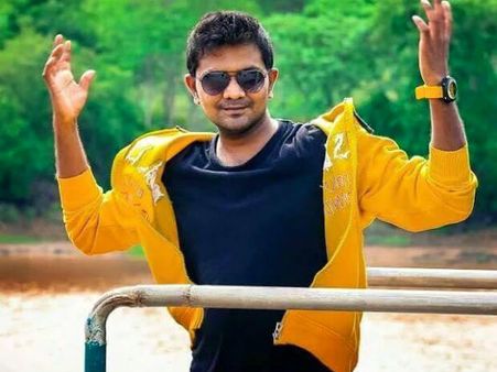 'జబర్దస్త్'కమిడియన్ కి త్రుటిలో తప్పిన కారు ప్రమాదం