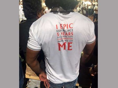 ‘బాహుబలి‌’ టీషర్ట్ మీద రాసింది నిజమేనా? అంతటా ఇదే చర్చ