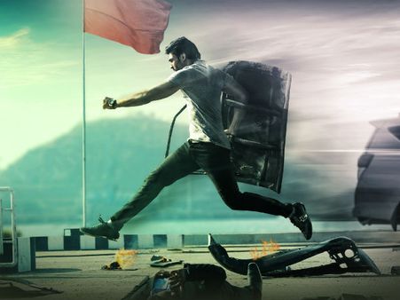 బెల్లంకొండ శ్రీనువాస్ లుక్ పై బోయపాటి మాస్ మార్క్!