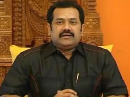 నువ్వే పందివి..! చిన్ని కృష్ణ అలా అనేసాడు ఎవర్నో కాదు...