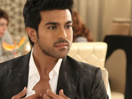 నేను ఇంకా చిన్నపిల్లోడ్నే.. ఇప్పుడే పిల్లలు వద్దంటున్న రాంచరణ్