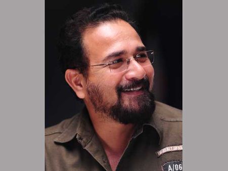 వేల మంది పనిచేసాం...., బాహుబలి ఒక్కటే 10 సినిమాలకు సమానం: సెబు సిరిల్