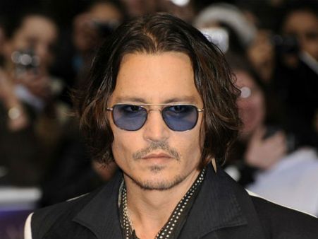 దివాళా తీసిన స్టార్ హీరో : నెలకు 13 కోట్లు పైగా ఖర్చు, తాగుడుకే ఇరవై లక్షలు