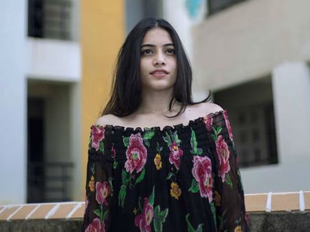 ఇంటర్ పరీక్షల్లో సాయం చేయండంటూ 'ఉయ్యాలా జంపాలా' హీరోయిన్!