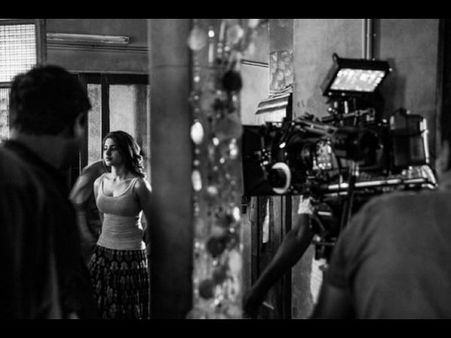 సమంత చంపుతోంది బాబాయ్.... సోషల్ మీడియాలో షాకింగ్ ఫోటోస్!