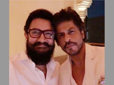 25 ఏండ్లలో స్పెషల్ ఫొటో.. బాలీవుడ్‌లో సెన్సేషన్.. మరిన్ని చిత్రాలు..