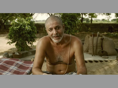 నా భార్య పడక గదిలోకి రానివ్వడం లేదు.. బాలీవుడ్ స్టార్ కష్టాలు