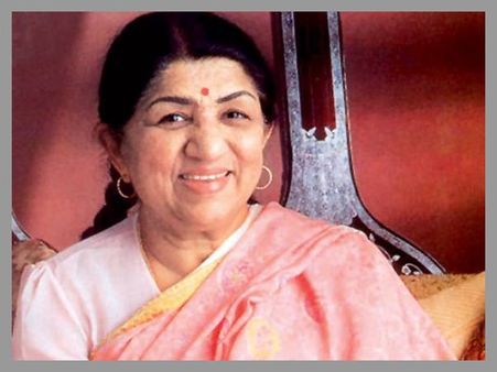 మన సినిమా పాట... పాకిస్థాన్లో పాఠశాల గీతం!