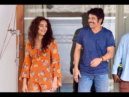 రాజుగారి గదిలో చిలిపిగా నాగార్జున.. పాండిచ్చేరిలో ఇలా..