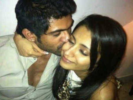 త్రిష బుగ్గల మీద రానా ప్రేమగాటు.. ప్రైవేట్ ఫొటోలు లీక్