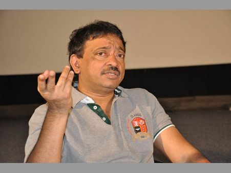 రామ్ గోపాల్ వర్మ అన్యాయం చేసాడంటూ కోర్టుకెక్కిన రచయిత!