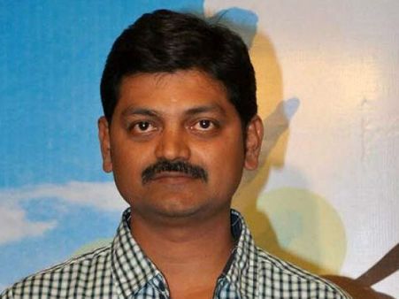 లేచిపోయారు, గొడవ: డైరెక్టర్ విజయ్ కుమార్ పెళ్లి... తెర వెనక వాస్తవాలు!