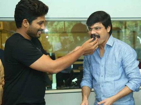 శ్రీను వైట్లకు షాకిచ్చి.. బోయపాటికి బన్నీ గ్రీన్ సిగ్నల్...