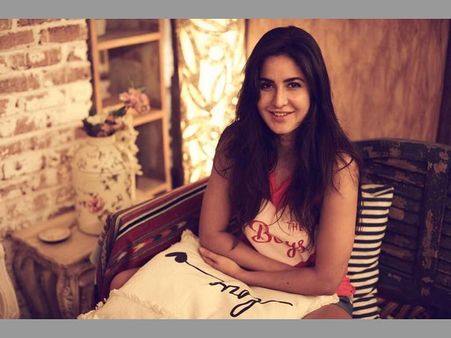 త్వరలో ఓ ఇంటిదాన్ని అవుతున్నా.. స్పెషల్‌గా ఫ్యాన్స్‌కు కత్రినా ఆహ్వానం.. ఇంటర్నెట్‌లో వైరల్