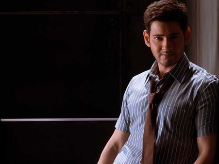 డూప్ లేకుండానే మహేశ్ డేంజరస్ స్టంట్స్.. హీరోయిజాన్ని మరోస్థాయికి.. డూప్‌లకే వణుకు..