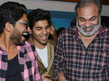 అల్లు అర్జున్ డేట్స్ ..... నాగ బాబు వద్ద కొనుక్కోవాలా?