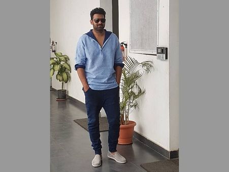 ప్రభాస్ బాలీవుడ్ ఎంట్రీకి రంగం సిద్ధం.. నిర్మాత, దర్శకుల కసరత్తు..