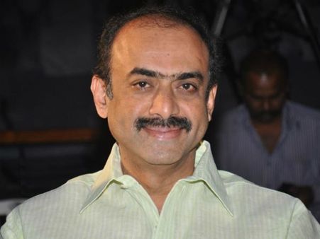 రివ్యూల కుండ బద్దలు కొట్టాడు: రజినీకాంత్ మాటలకు సురేష్ బాబు సూటి వ్యాఖ్యలు