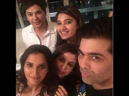 సానియా మిర్జా కోసం బాలీవుడ్ డైరెక్టర్ గ్రాండ్‌గా పార్టీ.. క్యూ కట్టిన దర్శకులు..