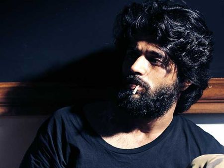 అర్జున్ రెడ్డి... కనిపించేంత దగ్గరకొచ్చేసాడు