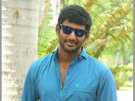 హీరో విశాల్ గెలుపు: తండ్రిలాగా అడుక్కునే స్థితి రాకుండా చర్యలు!