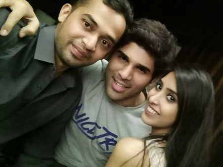 శ్రీయాభూపాల్‌తో రిలేషన్‌పై అల్లు శిరీష్ క్లారిటీ.. వారి మధ్య అలాంటి బంధమా?