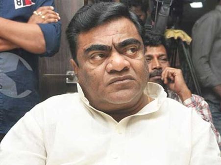 ఆ సమయంలో చచ్చిపోవాలని అనుకొన్నా.. దర్శకుడు ఈవీవీతోనే పునర్జన్మ.. బాబూమోహన్