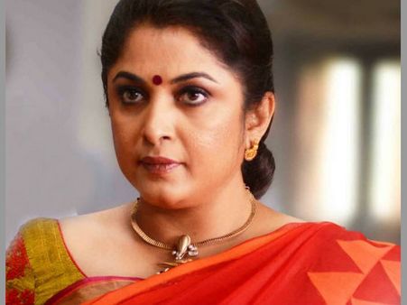 ఇండ‌స్ట్రీలో అడ్జ‌స్ట్‌మెంట్ త‌ప్ప‌నిస‌రి : టాలీవుడ్ చీకటి కోణం పై నోరు విప్పిన రమ్యకృష్ణ