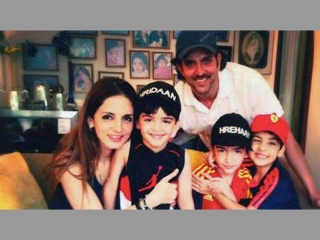 మాజీ భార్య కోసం, కళ్ళు తిరిగే గిఫ్ట్, ఇక్కడ పవన్ అక్కడ అతను