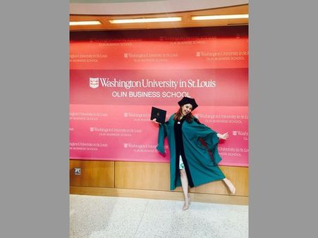 అంతా తనకోసం చూస్తూంటే సినిమాలు వదిలేసి.., పట్టాతో అక్కడ తేలింది