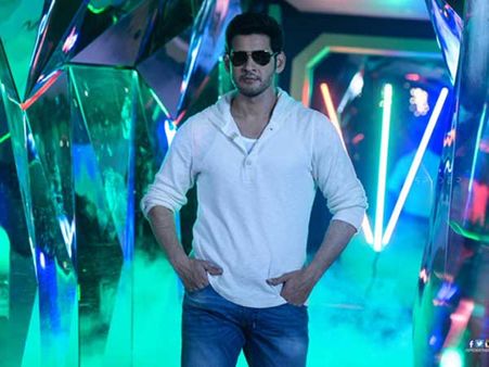 రిస్క్ తీసుకుంటున్నారా? అంచనాలు మించిన బడ్జెట్: స్పైడర్ పై 130 కోట్లు??