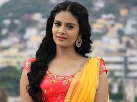 చలపతిరావు వ్యాఖ్యలు ముమ్మాటికి తప్పే.. యాంకర్ రవి నాతో చెడుగా.. శ్రీముఖి