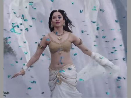 పాపం తమన్నాని రాజమౌళి నిర్దాక్షణ్యంగా కత్తిరించిపారేశాడు : కారణం ఇదేనట