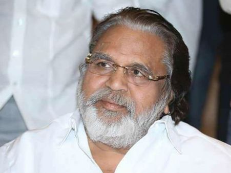 దాసరి ఆర్థిక పరిస్థితి అంత దారుణమా? హాస్పిటల్‌కు వెళ్లే ముందు..