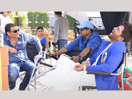 డీజే విడుదలకు ముందే బుక్ చేసేసాడు: దిల్ రాజు బిజినెస్ బుర్ర అదీ