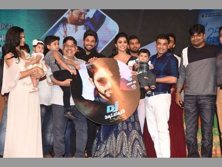 అంటే వాళ్లంతా దద్దమ్మలా?.... హరీష్ శంకర్ డిజె కామెంట్స్‌పై వివాదం!