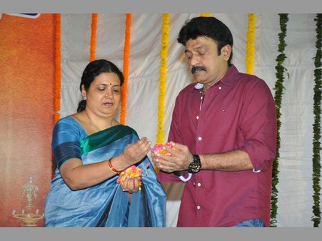 సరైన వైద్యం అందిందా? ఏదో పొరపాటు జరిగింది: దాసరి మరణం పై రాజశేఖర్ వ్యాఖ్య