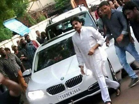 ఇందుకే పవన్ అంటే వాళ్ళకంత పిచ్చి, ఏ స్టార్ హీరో ఇలా ఆలొచించలేడు కాబట్టే