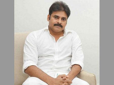 ఆవేదన చెందాను: హార్ట్ టచింగా స్పందించిన పవన్ కళ్యాణ్!