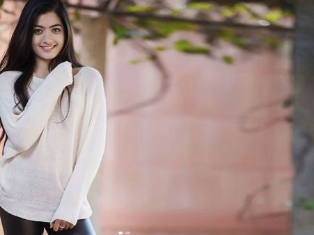 ఆమె వాళ్ళ కలలని కూలదోసింది అంటూ.., 