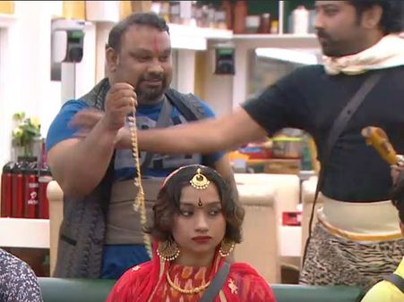 బిగ్‌బాస్ ఇంటిలో దొంగతనం.. గొలుసుతో పట్టుబడ్డ మహేశ్ కత్తి అరెస్ట్!