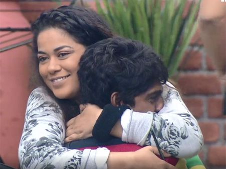 బిగ్‌బాస్‌లో ధన్‌రాజ్‌తో ముమైత్ జోరుగా రొమాన్స్.. దుమ్మురేపుతున్న కెమిస్ట్రీ