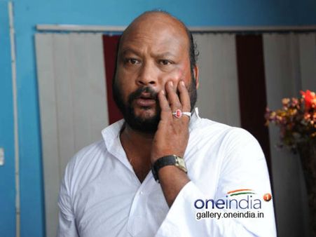 తప్పతాగి నానా యాగీ: నటుడు ఫిష్ వెంకట్‌పై కేసు నమోదు