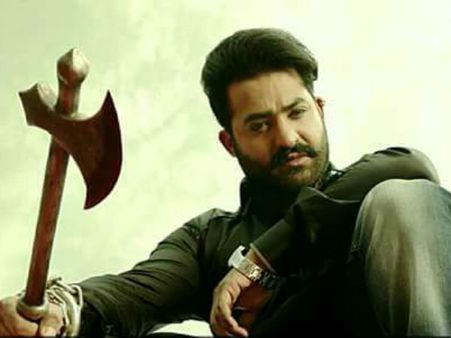 సౌతిండియా మొత్తం ‘జై’ కొట్టే రికార్డ్.... ఆనందంతో ఎన్టీఆర్ ట్వీట్!