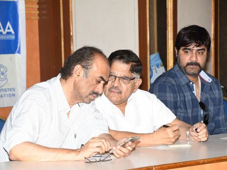 ఆ కారణంతోనే, చిట్టా ఉంది: ఆ 15మంది నటీనటులకు అల్లు అరవింద్ హెచ్చరిక