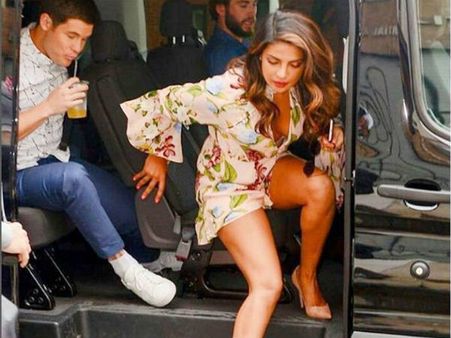 ఎంత హాలీవుడ్ అయితే మాత్రం ఇంత సెక్సీగా ఉంటే తట్టుకోగలరా??: సెక్సీ ప్రియాంకా చోప్రా