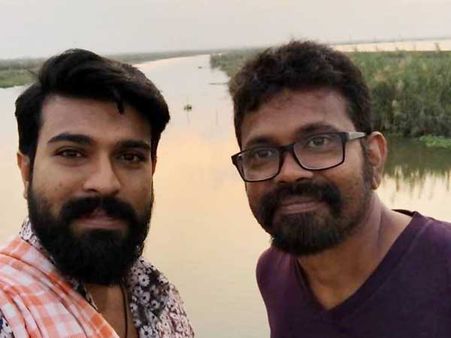 హైప్ రావాలనే... రామ్ చరణ్‌తో ప్లాన్ చేసిన సుకుమార్