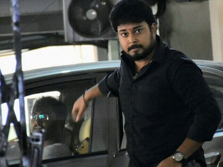 కెల్విన్ వాట్సప్‌లో వందల మెసేజ్‌లు.. నా తండ్రి మరణంతో విషాదంలో ఉంటే ఇదేంటి?.. తనీష్