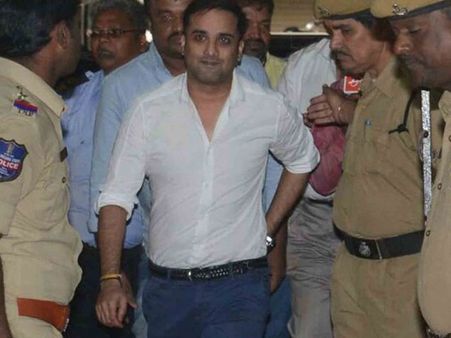 అపుడు బాంబ్ బ్లాస్ట్, ఇప్పుడు డ్రగ్స్: హీరో తరుణ్ ఆవేదన (వీడియో)