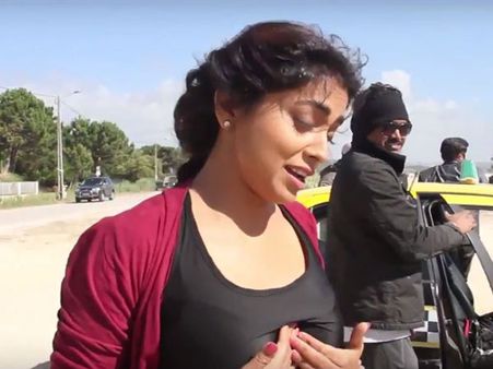 బాలకృష్ణ రియల్ స్టంట్, హీరోయిన్ శ్రీయ పరేషాన్.... చూస్తే షాకవుతారు!